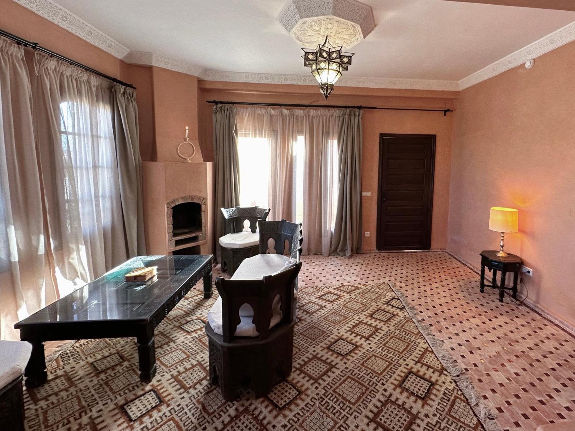 Dar Omnia Hotel เอสเซาอิรา ภายนอก รูปภาพ