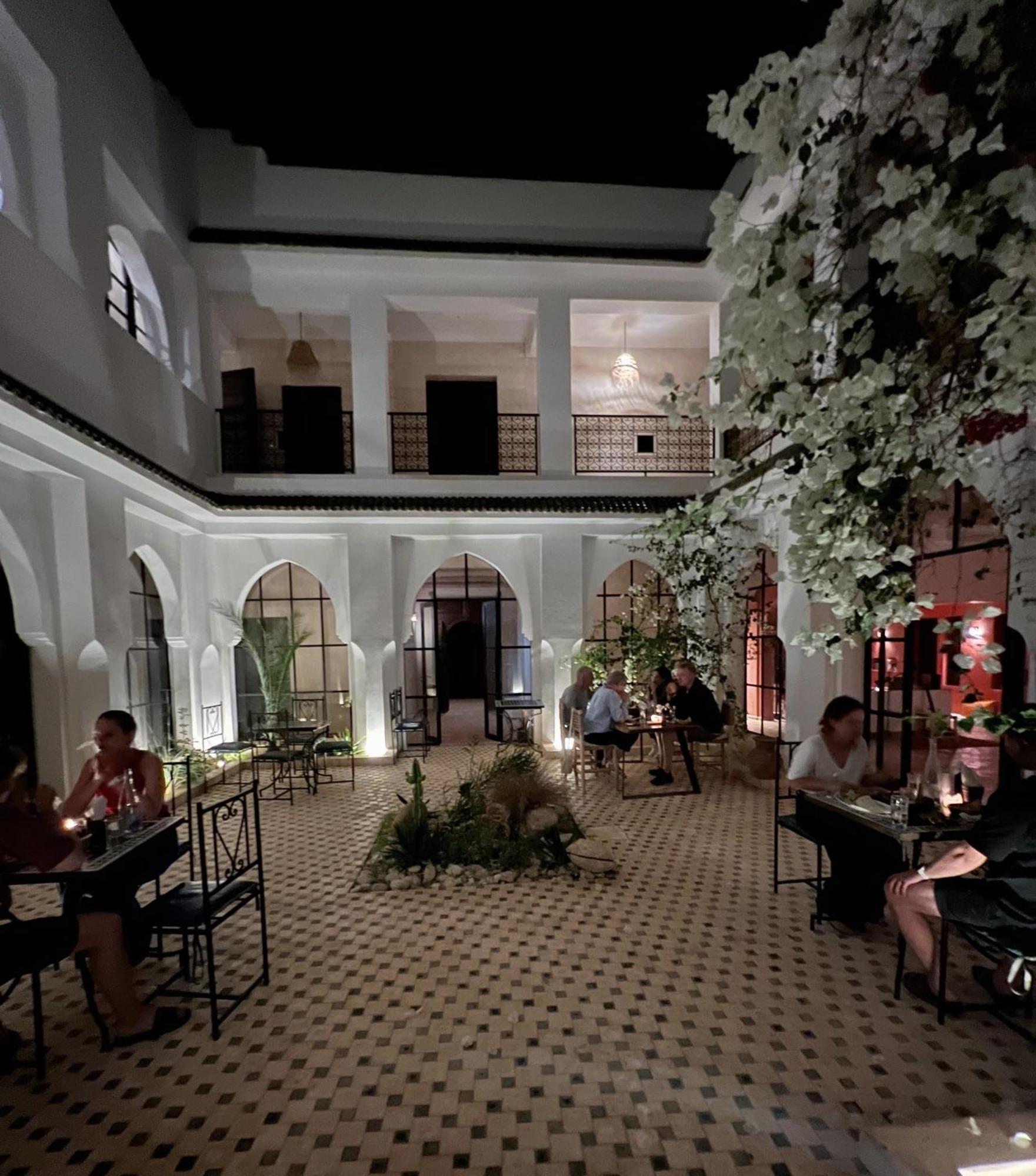 Dar Omnia Hotel เอสเซาอิรา ภายนอก รูปภาพ